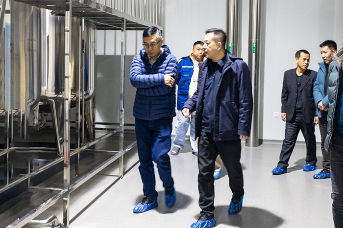 6991833f4ef8e.jpg A6.jpg